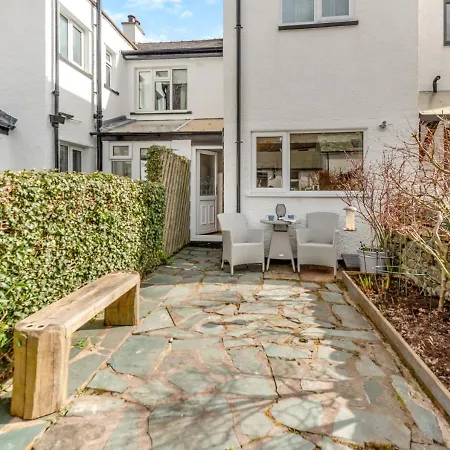 Holiday home 4 Peartree