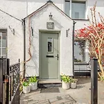 2 Bed In Oc-p31730 * Braithwaite